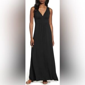 Loveappella V-Neck Maxi Dress